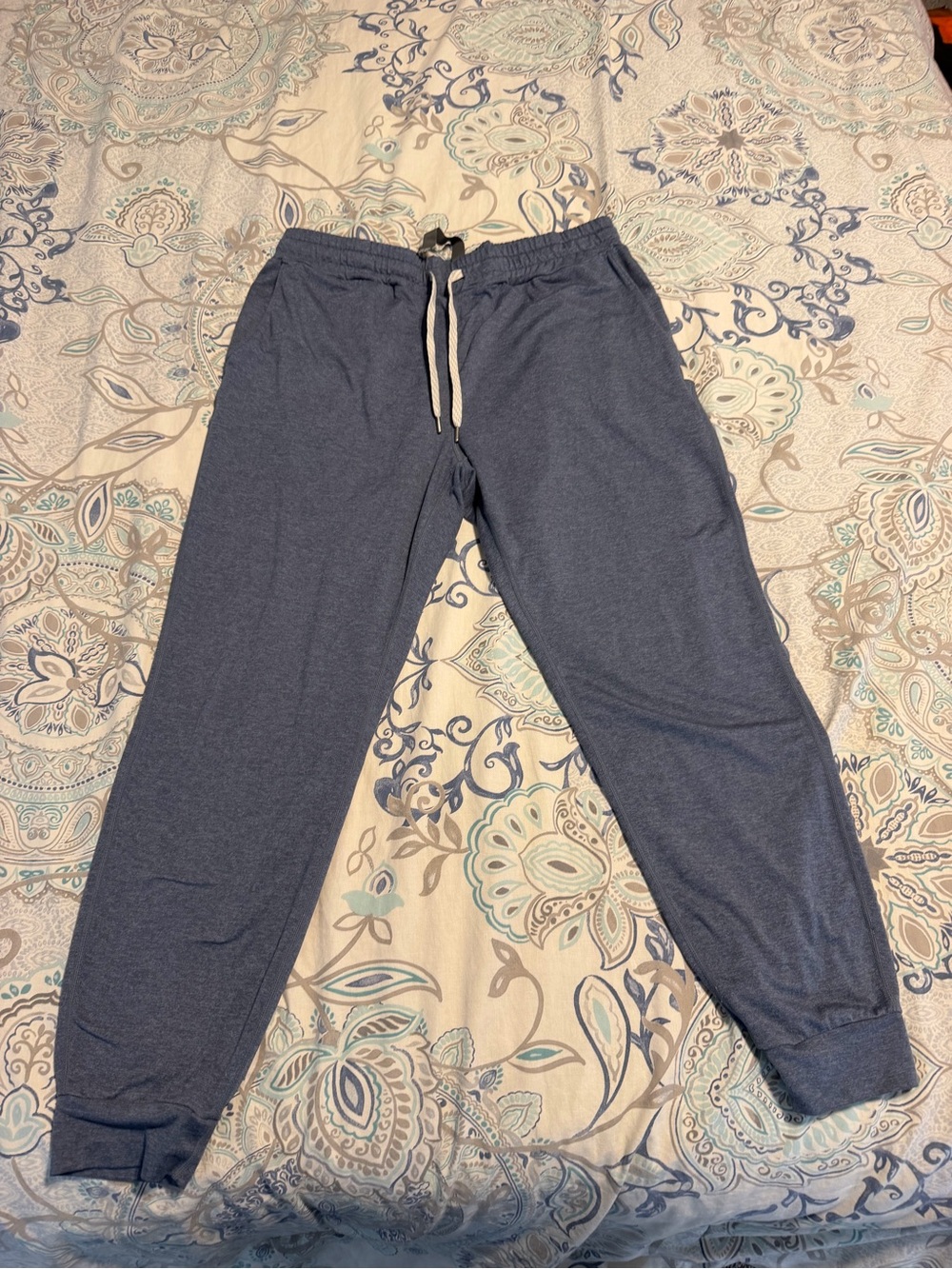 Vuori joggers